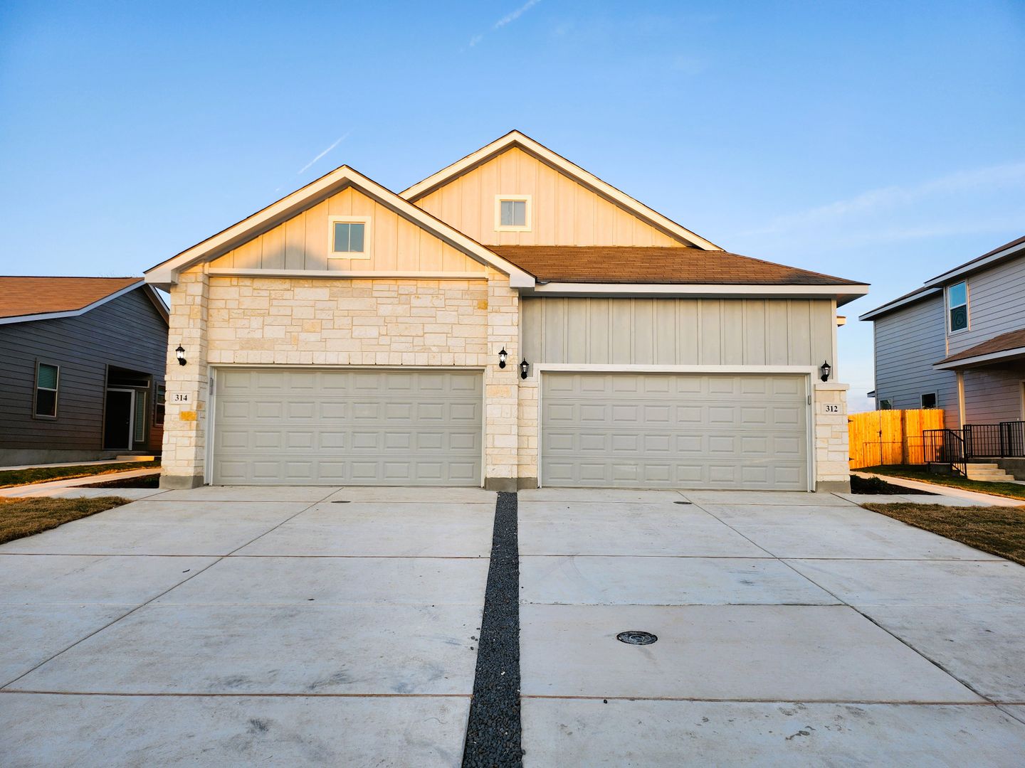 Cibolo Multiplex: 312 Caleb Court