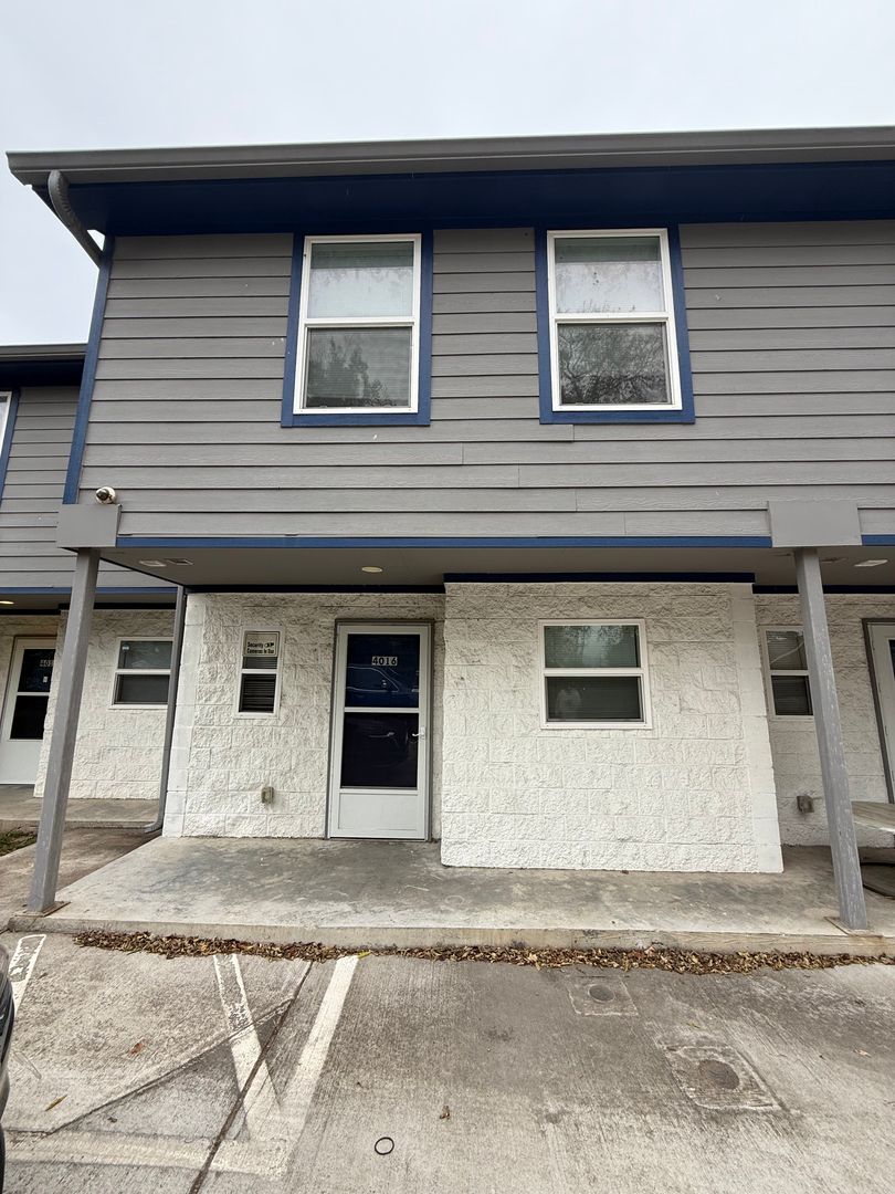 Nashville Townhome: 4012 Delaware Ave. - 4016 Delaware Ave.