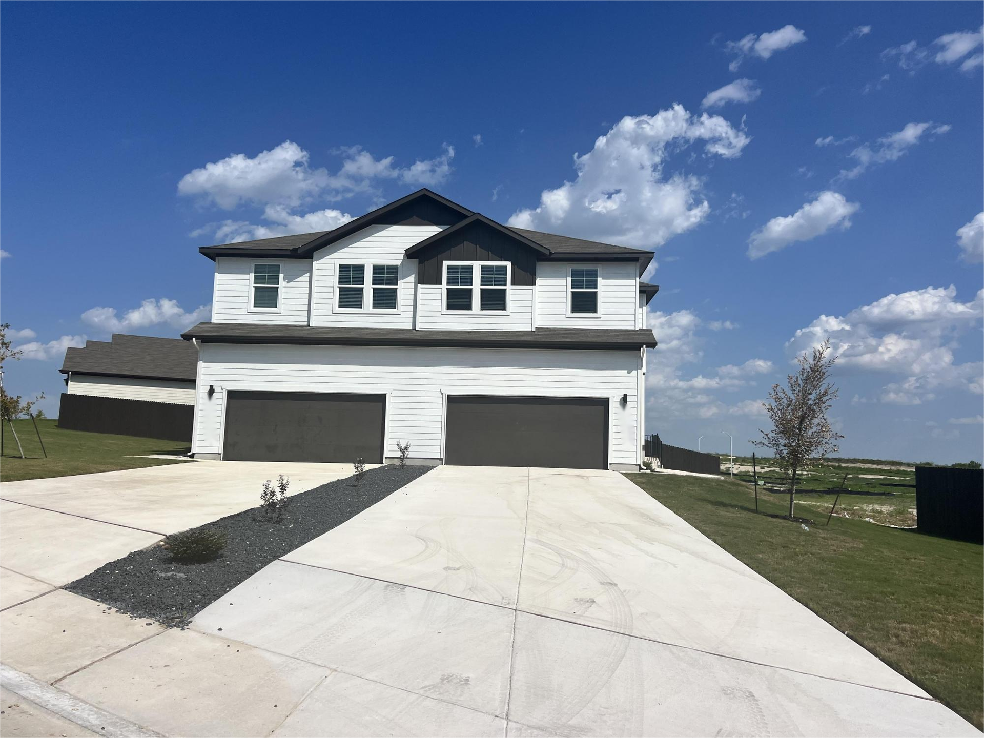 Buda Multiplex: 801 Staglin Street Unit B