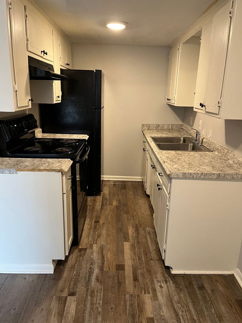 FORT SMITH Apartment: 301 NORTH 18