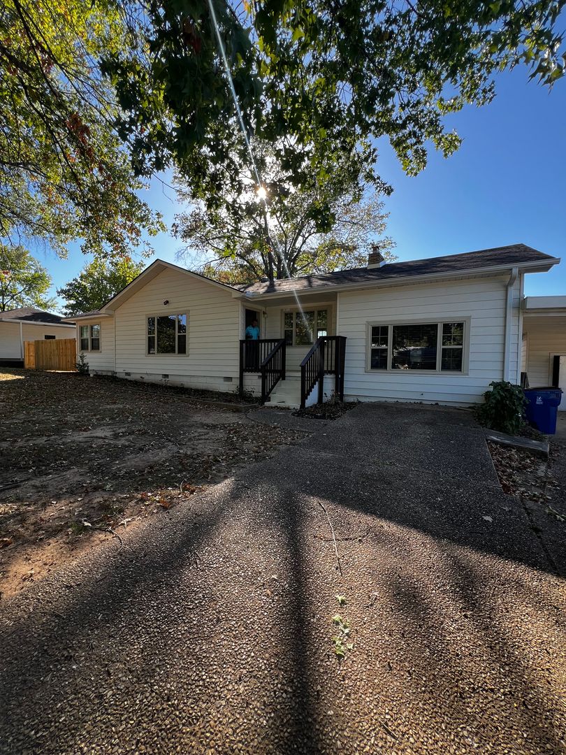 Fort Smith House: 1011 North 49th Street