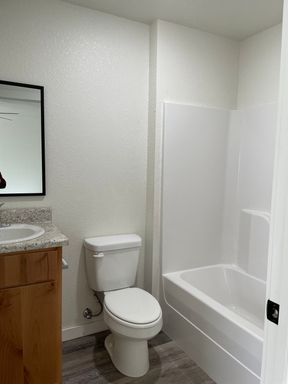 1 bedroom/1 bath—-Ask about Move in special