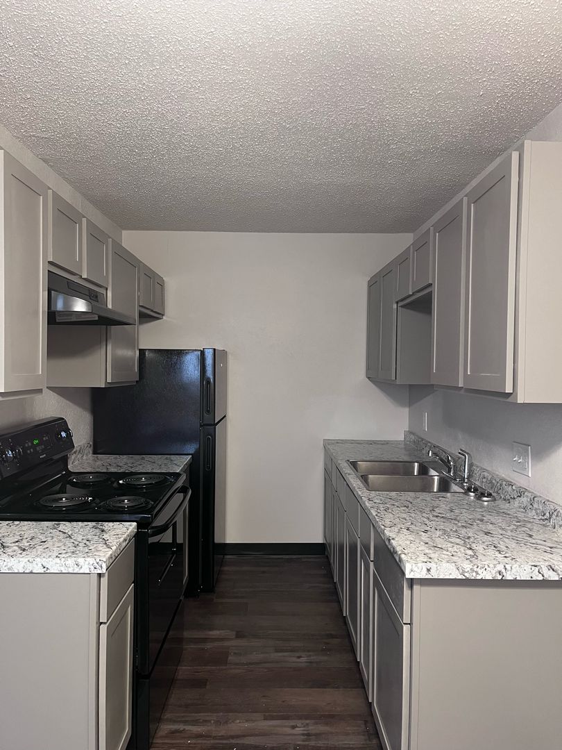 FORT SMITH Apartment: 1805-1813 South Y Street