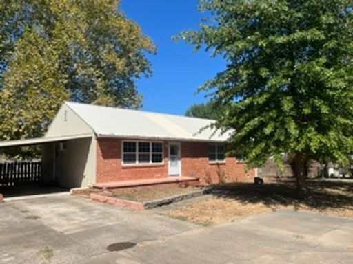 Two Bed/Two Bath Home, Large Lot , Carport and Detached Shop/Storage Bldg