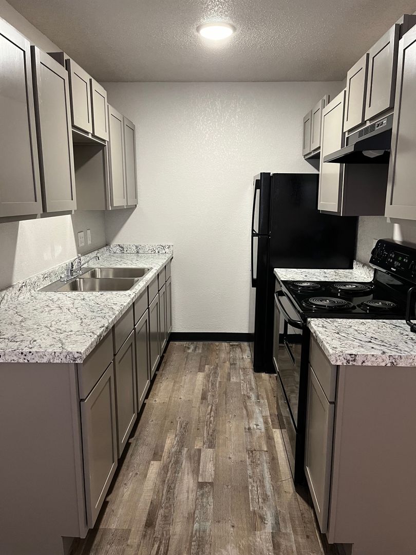 FORT SMITH Apartment: 1805-1813 South Y Street