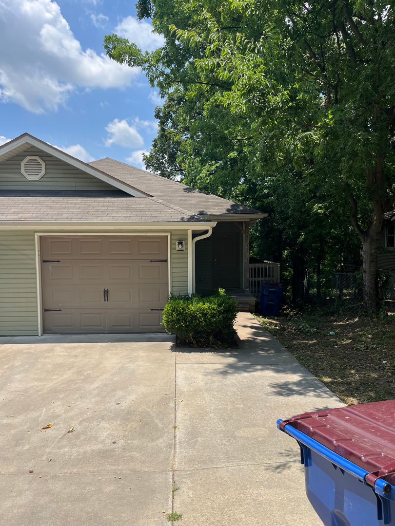 FORT SMITH Apartment: 1616-1706 LEXINGTON