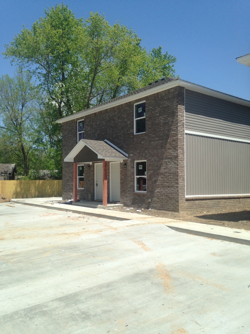 FORT SMITH Apartment: 8010-8020 TEXAS ROAD