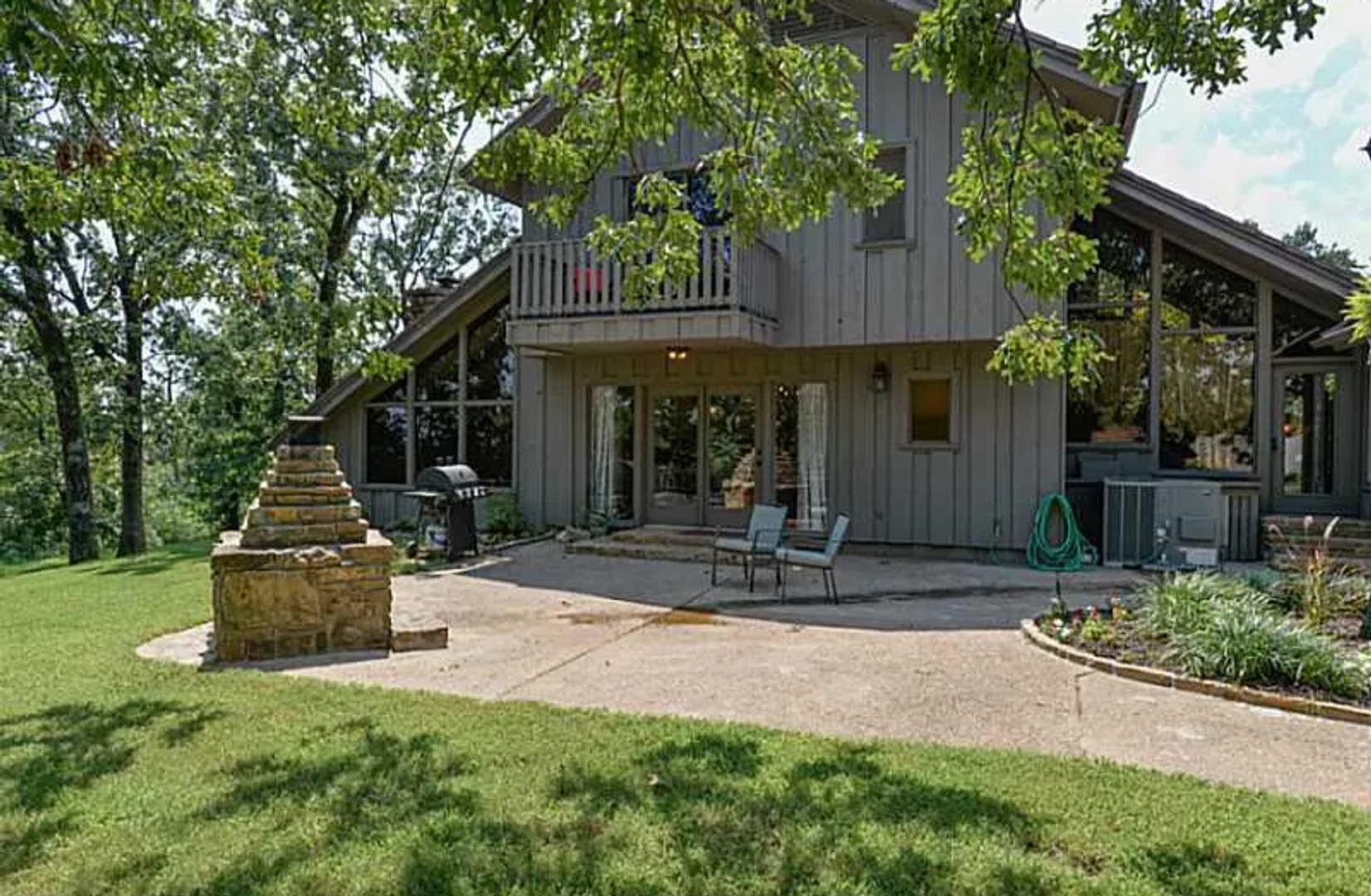 Fort Smith House: 2605 S 66th Street