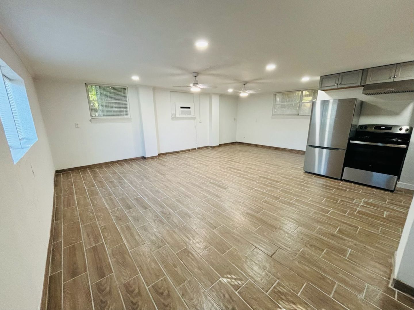 Savannah Apartment: 315 E 37th St