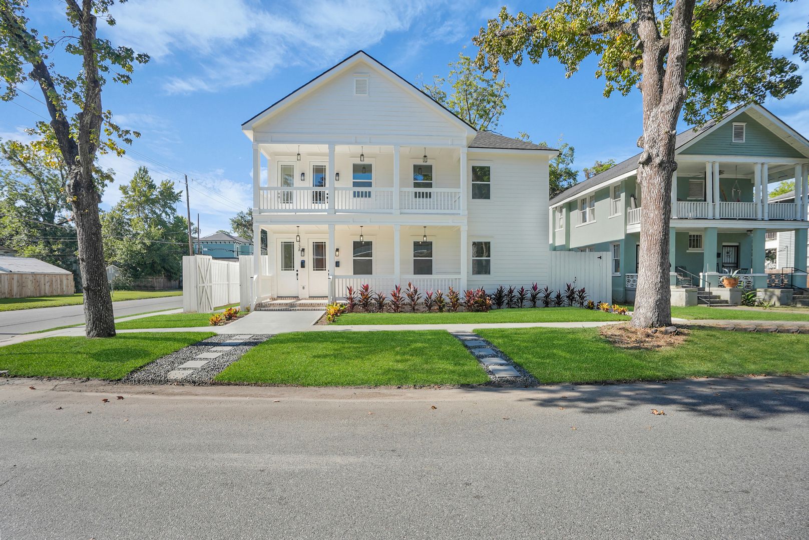 Savannah Apartment: 773 E Duffy Street