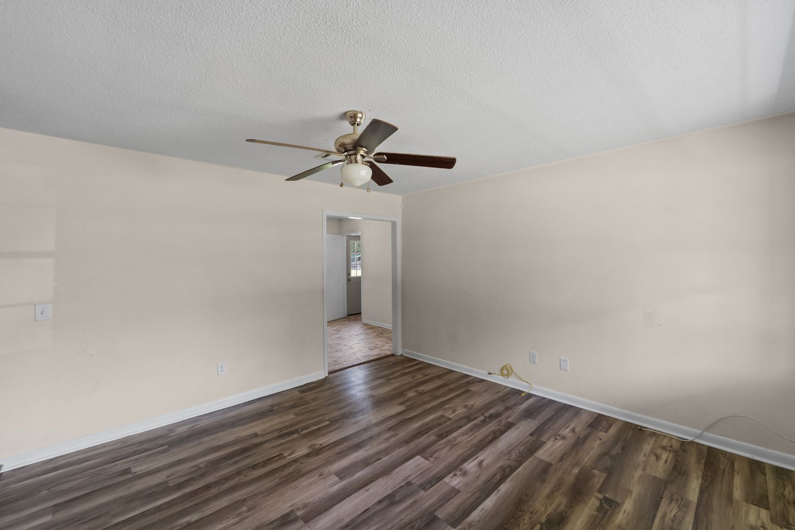 Deerwood Drive 7 of 12