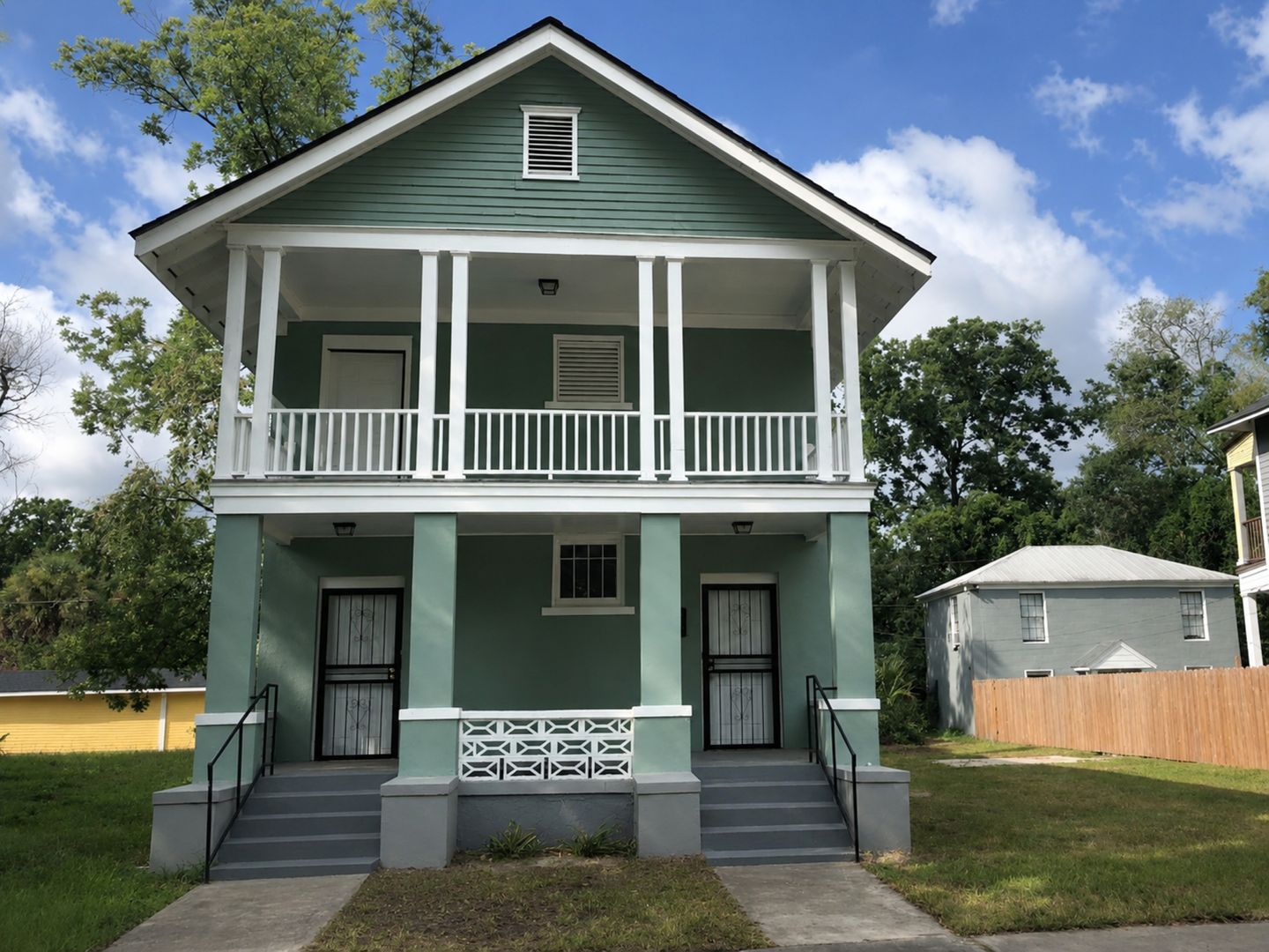 Savannah Apartment: 769 E Duffy Street