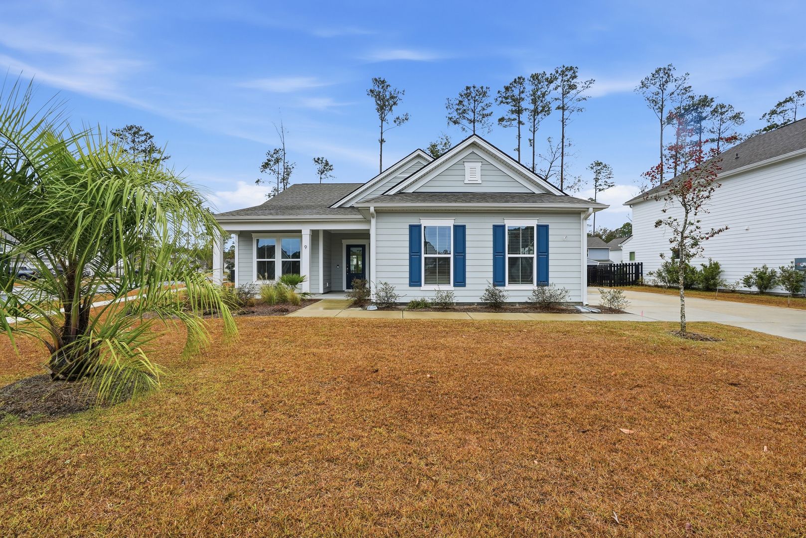 Richmond Hill House: 9 Higginson Drive