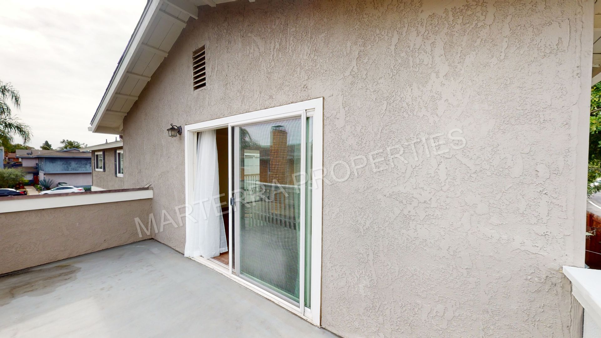 818 Jennifer Lane, Unit 2, Costa Mesa, CA 92626