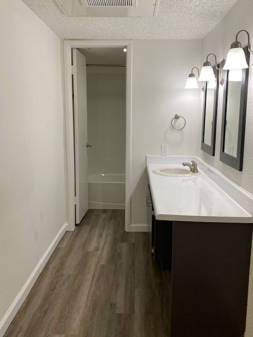 Austin Apartment: 130 Cumberland