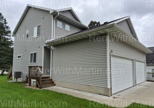 FOR RENT- 214 N Francis Cedar Falls! – photo 1