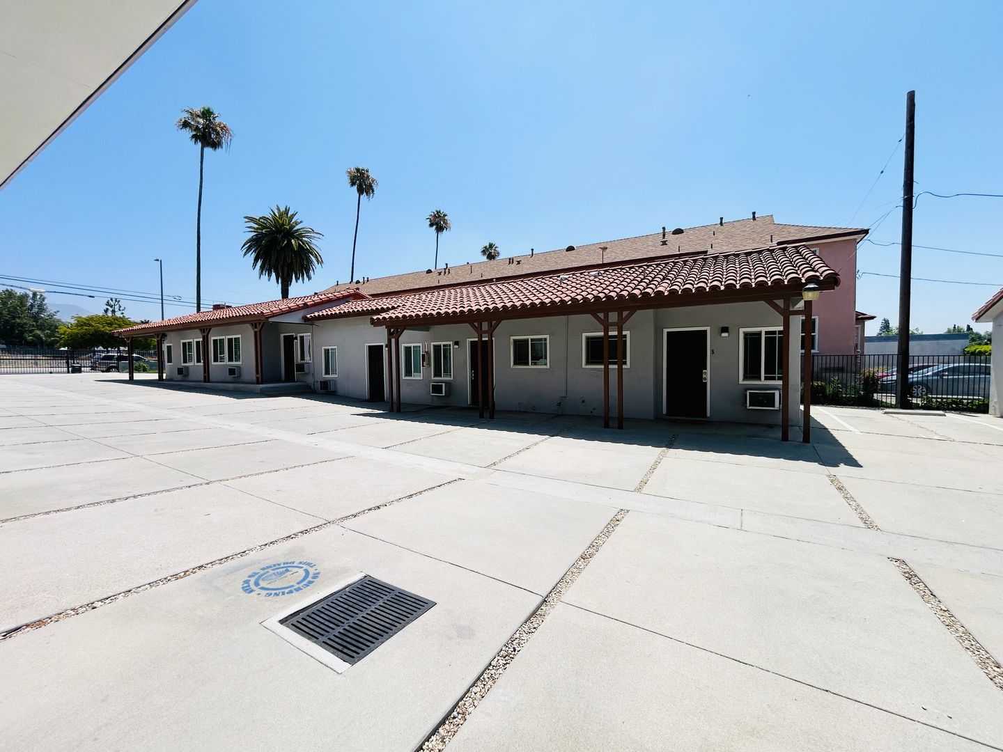 Sylmar Apartment: 13035 San Fernando