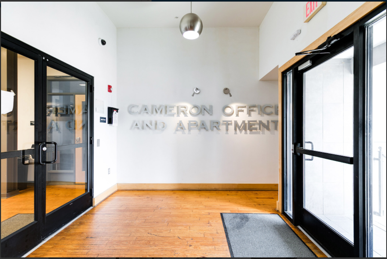 Petersburg Apartment: 325 Brown Street