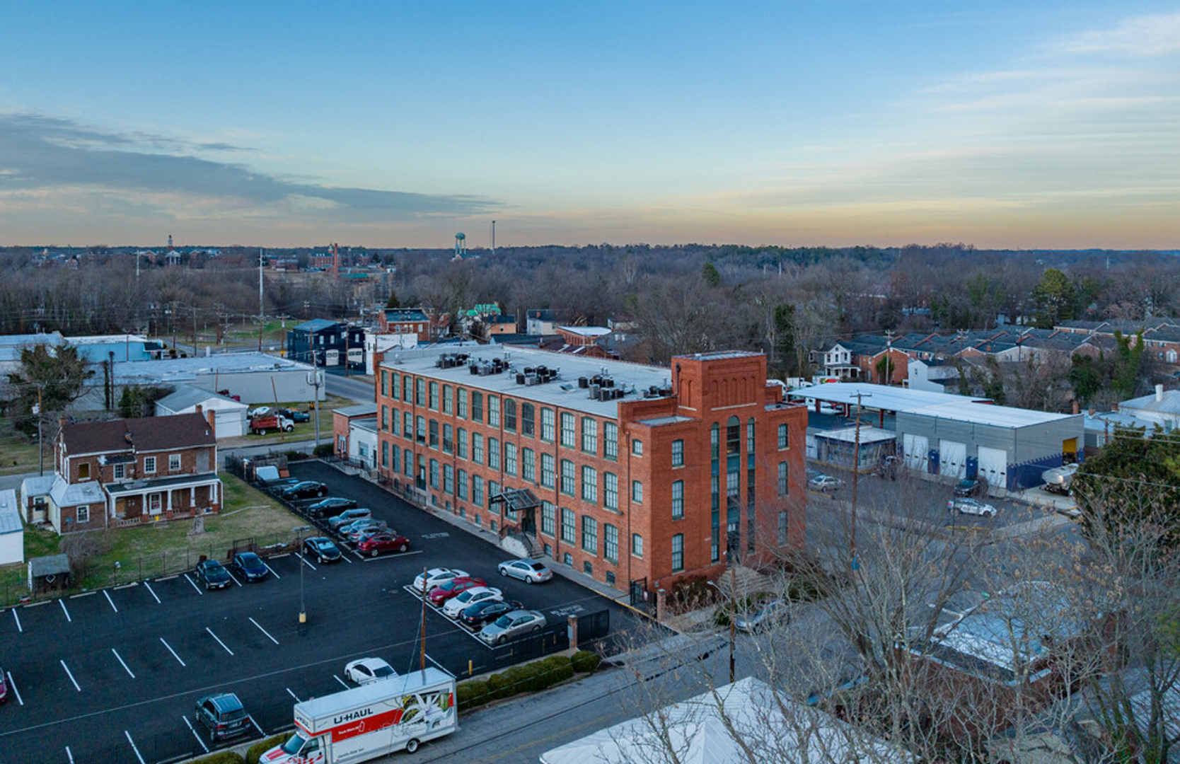Petersburg Apartment: 801 Hinton Street