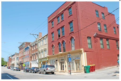 Plaza at Bank Street – photo 1