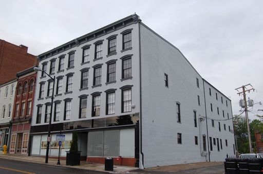 Luxury Apartment in Petersburg – photo 1