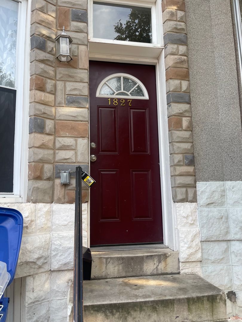 Baltimore Townhome: 1827 West Fayette Street