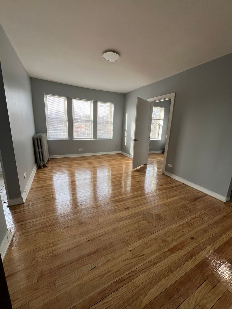 Chicago Apartment: 348 W. 74th St.