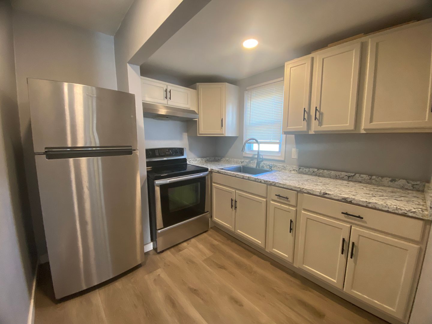 Pittston Apartment: 1380 Main St