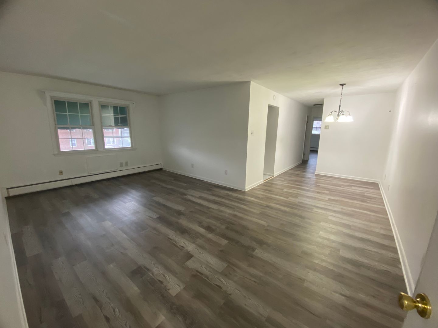 Kingston Apartment: 400 N Gates Ave