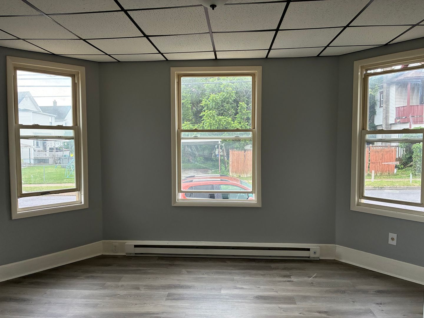 Kingston Apartment: 664 Mercer Ave