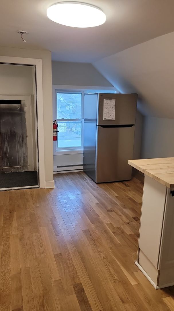 Wilkes Barre Apartment: 56 Gates St