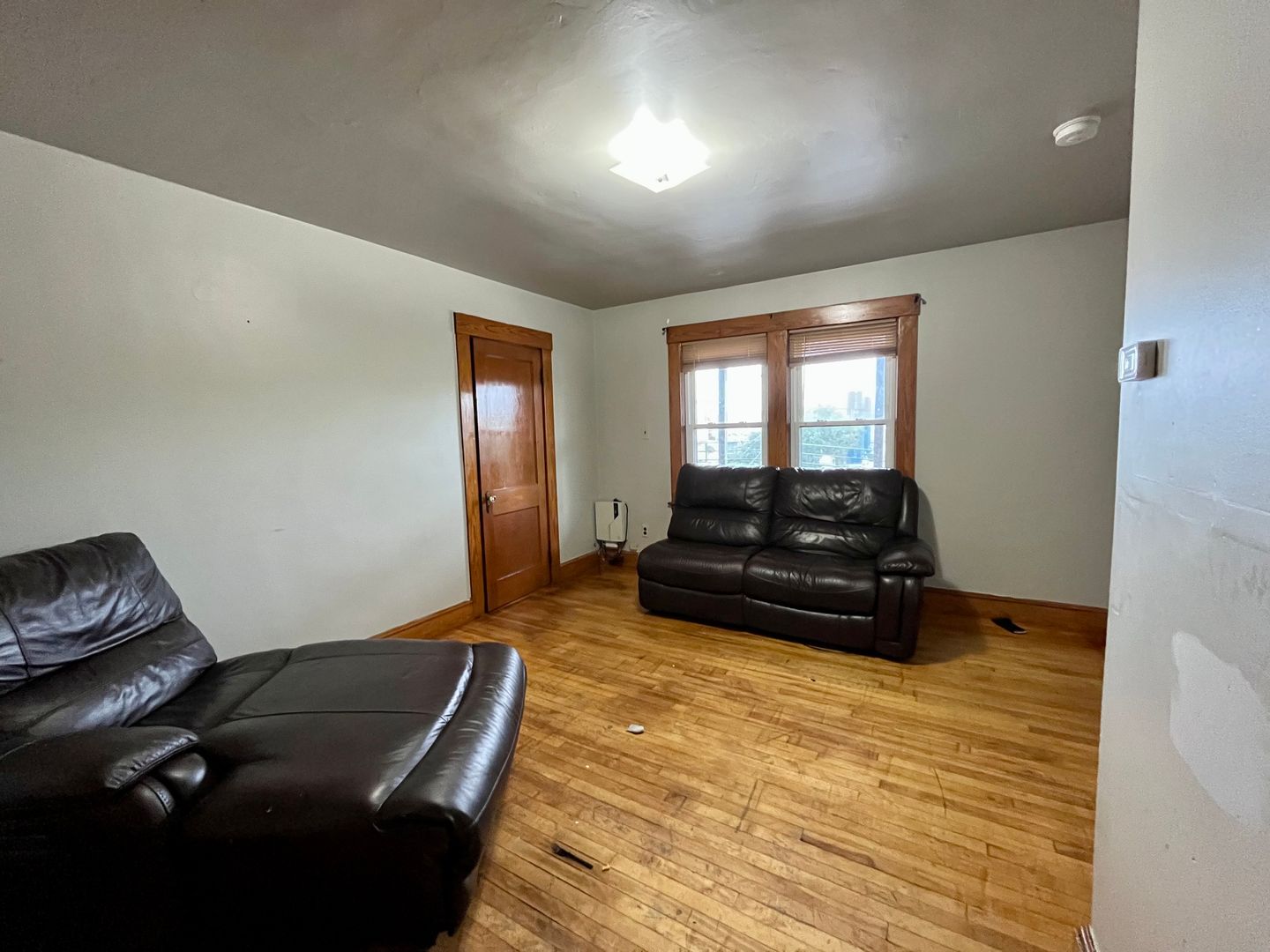 Leominster Apartment: 294 Lancaster Street
