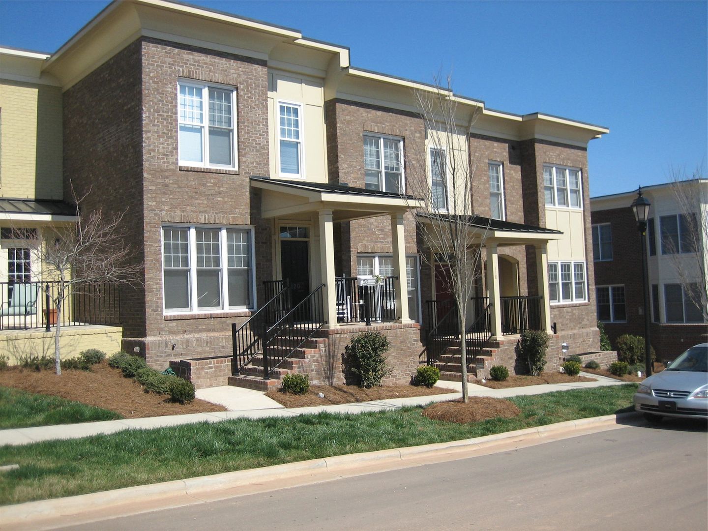 Durham Townhome: 118 Finsbury