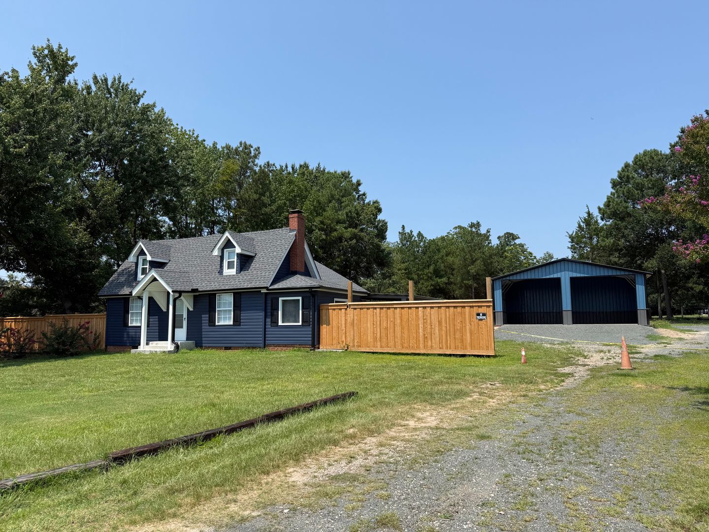 Durham House: 5121 Wake Forest Road