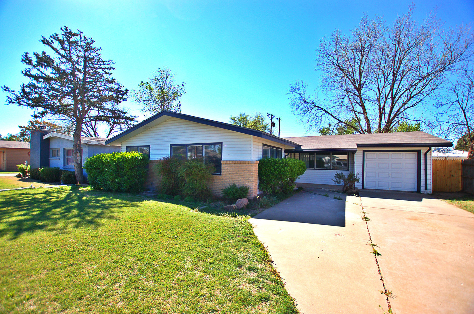 Lubbock House: 4319 42nd Street