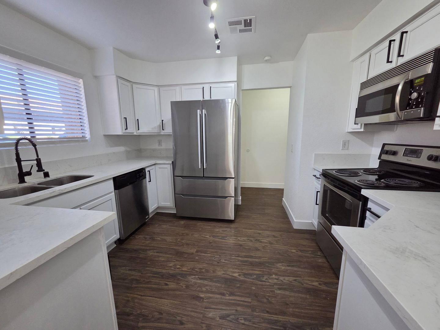 Las Vegas Apartment: 3151 Soaring Gulls Dr