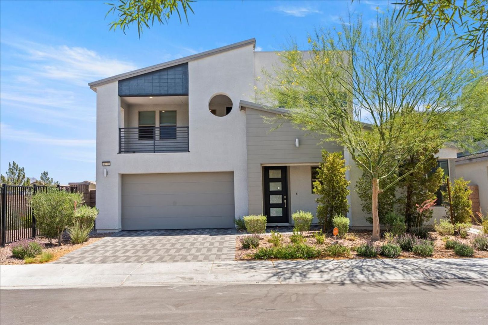 Las Vegas House: 8370 Charleston Peak St