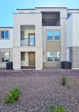 Brand-New Beazer Townhome with Rooftop Deck & Mountain Views – photo 1