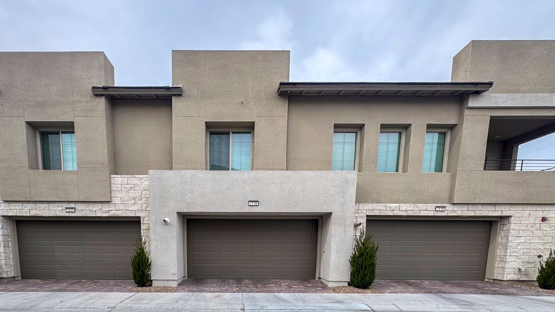 Las Vegas Townhome: 600 N Carriage Hill Dr #1130