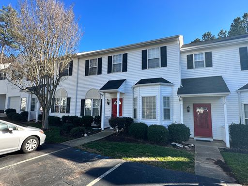 Spacious 3-Bedroom, 2.5 Bathroom Townhome in Cary, NC – photo 1