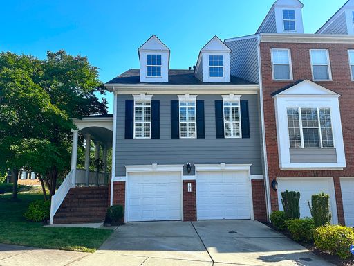 Spacious 4 Bedroom Townhome Located In Morrisville NC!!! – photo 1