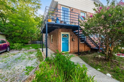 Charming 2-Bedroom, 1 Bathroom Condo in Durham, NC – photo 1