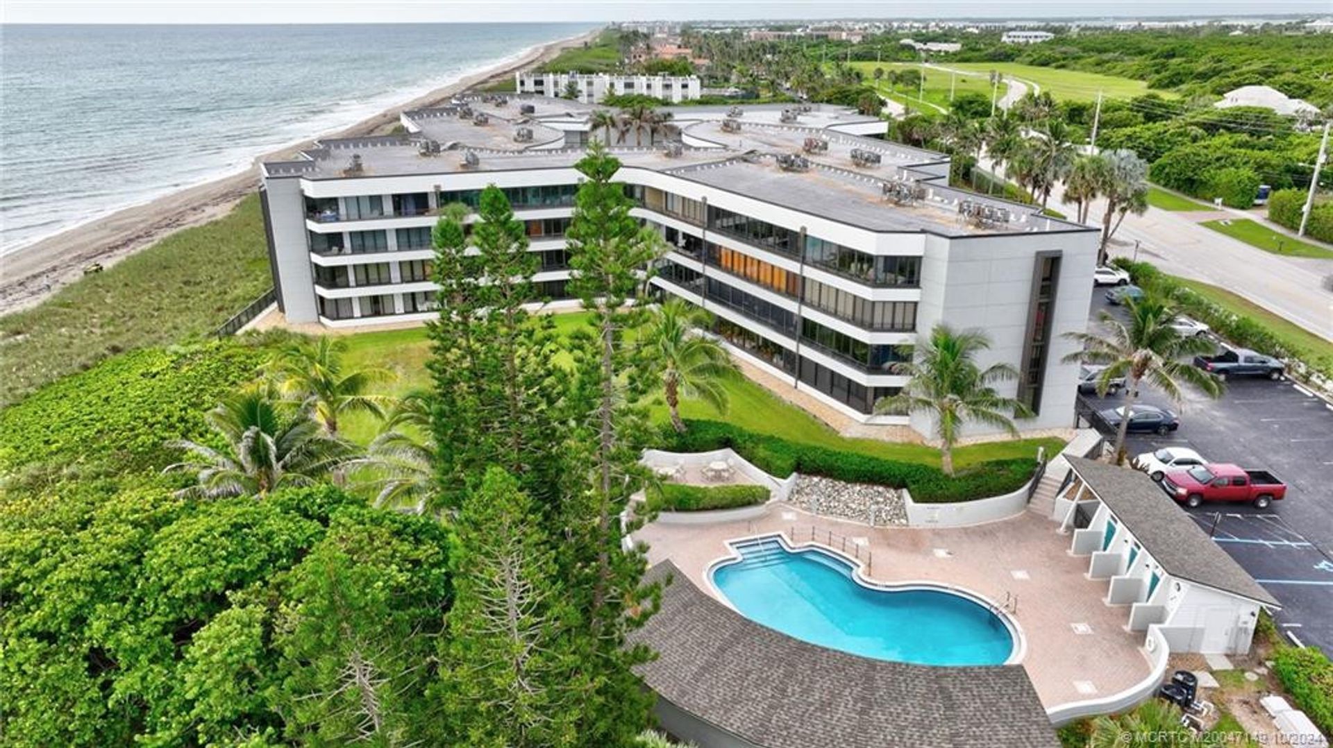 Stuart House: 1357 NE Ocean Blvd