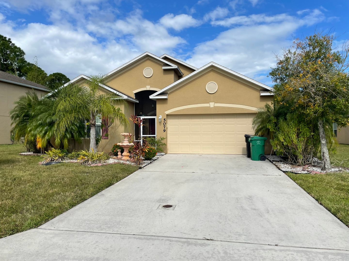 PORT ST LUCIE House: 5079 NW FIDDLE LEAF COURT