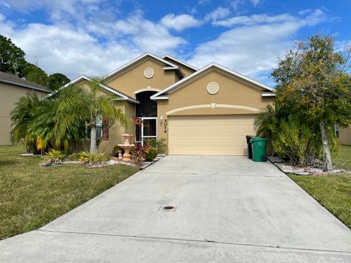 BEAUTIFUL 4/2/2 HOME! – photo 1