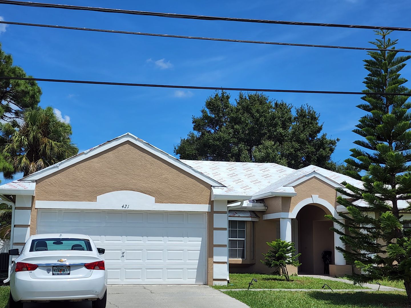 Port St Lucie House: 421 SW Duval Avenue