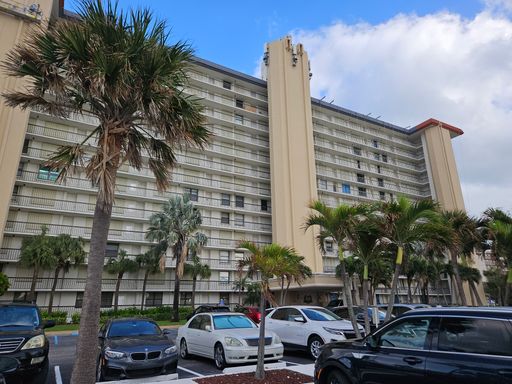 SEASONAL VACATION BEACH CONDO – photo 1