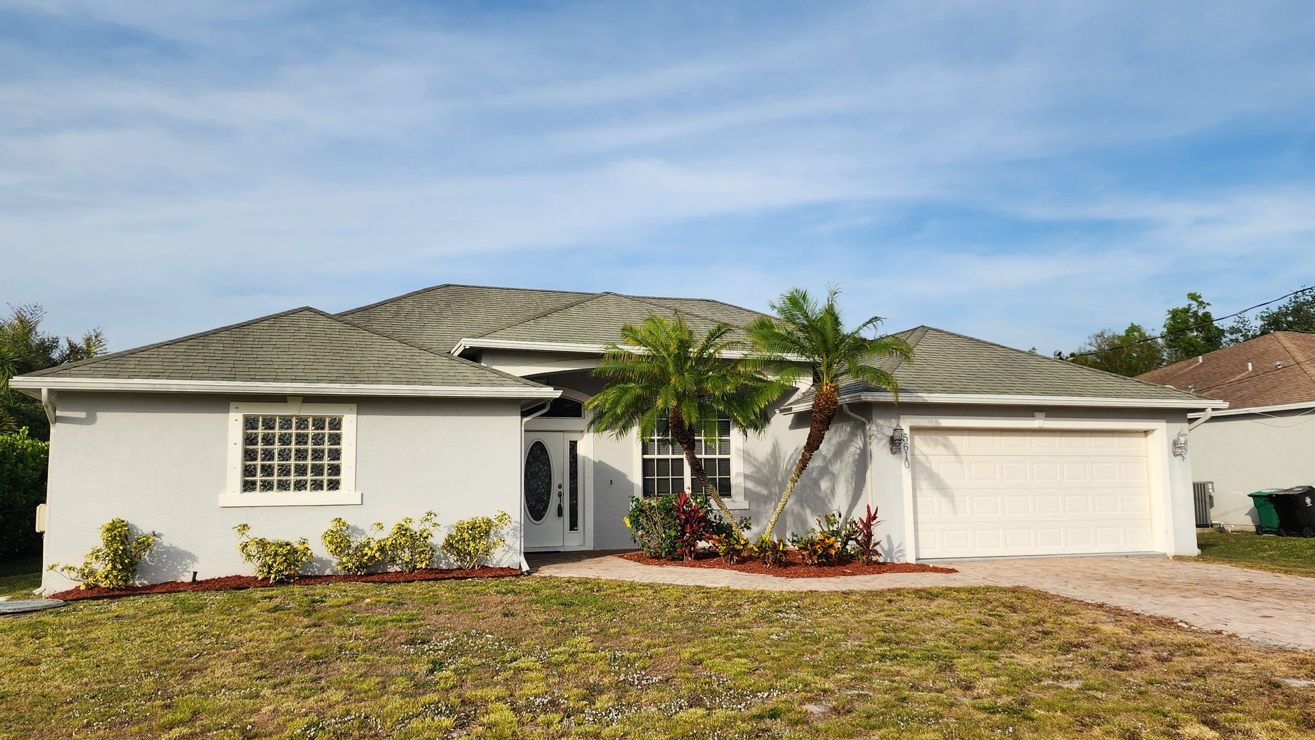 Port Saint Lucie House: 5610 NW Crisona Circle
