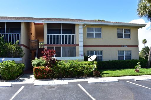 1534 SE Royal Green Circle F 201