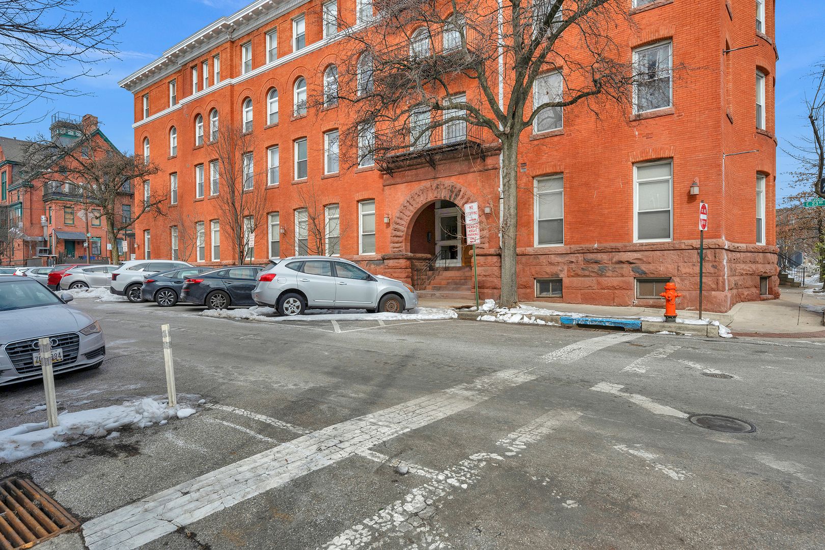 Baltimore Apartment: 2300 N Calvert St